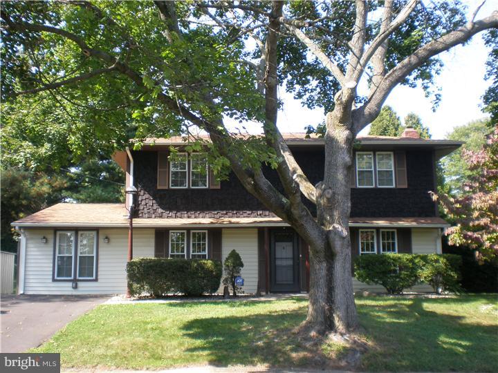 49 Towns Road Levittown, PA 19056 - Photo 1 of 25 Exterior Front