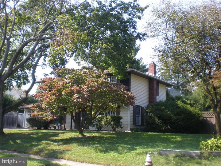 49 Towns Road Levittown, PA 19056 - Photo 23 of 25 Exterior Side