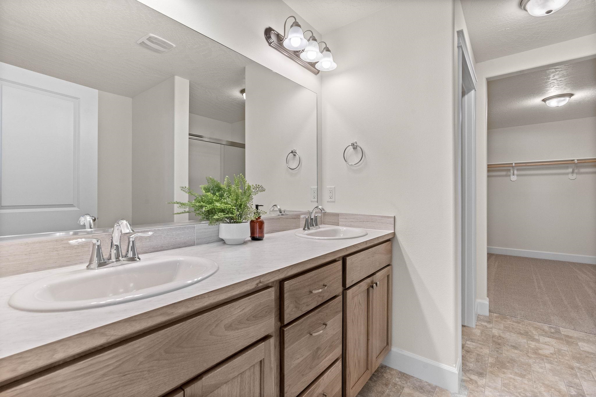 1506 South Meyers Road Greenacres, WA 99016 - Photo 25 of 40 Gallery Image 25