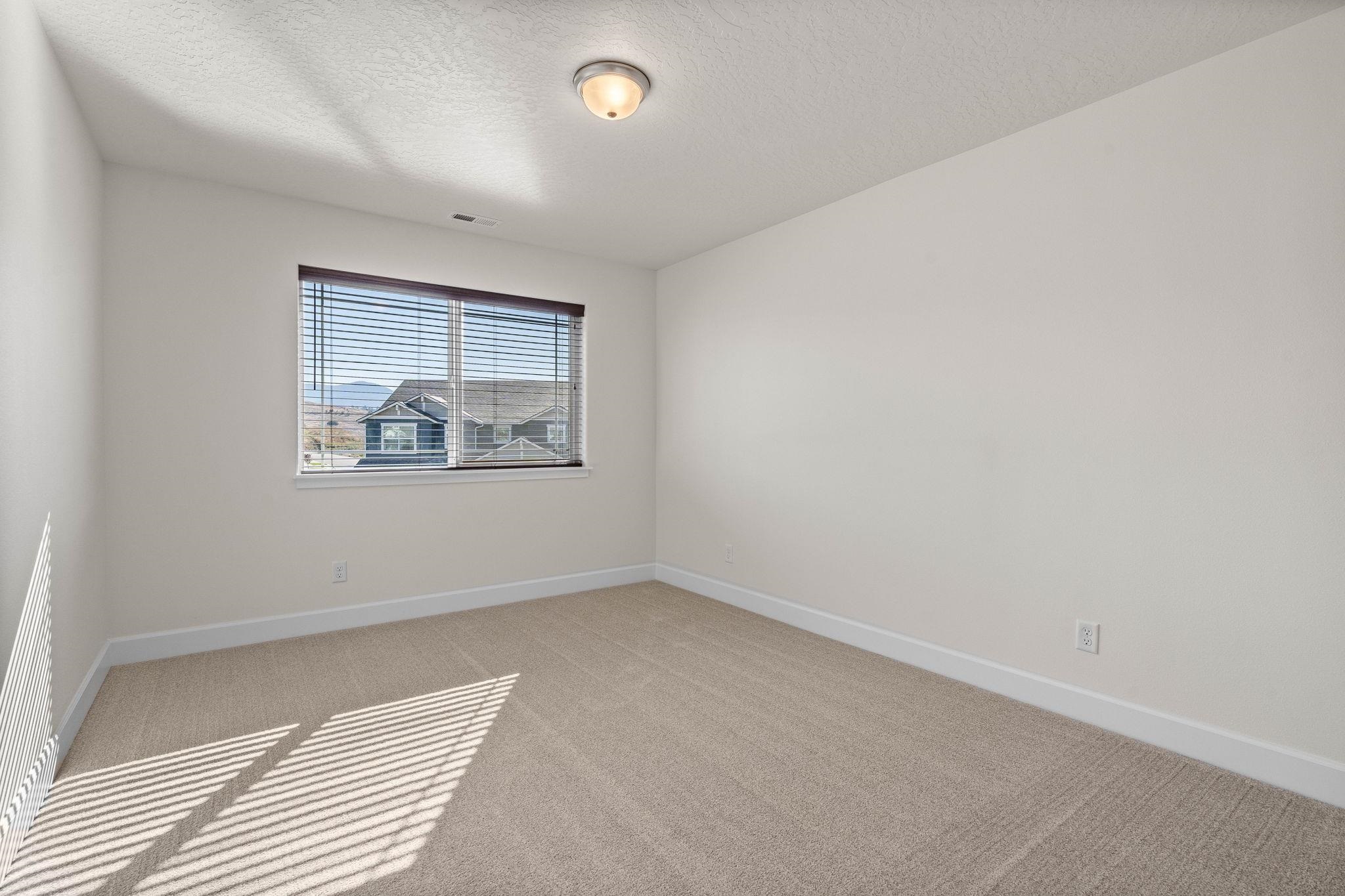 1506 South Meyers Road Greenacres, WA 99016 - Photo 32 of 40 Gallery Image 32