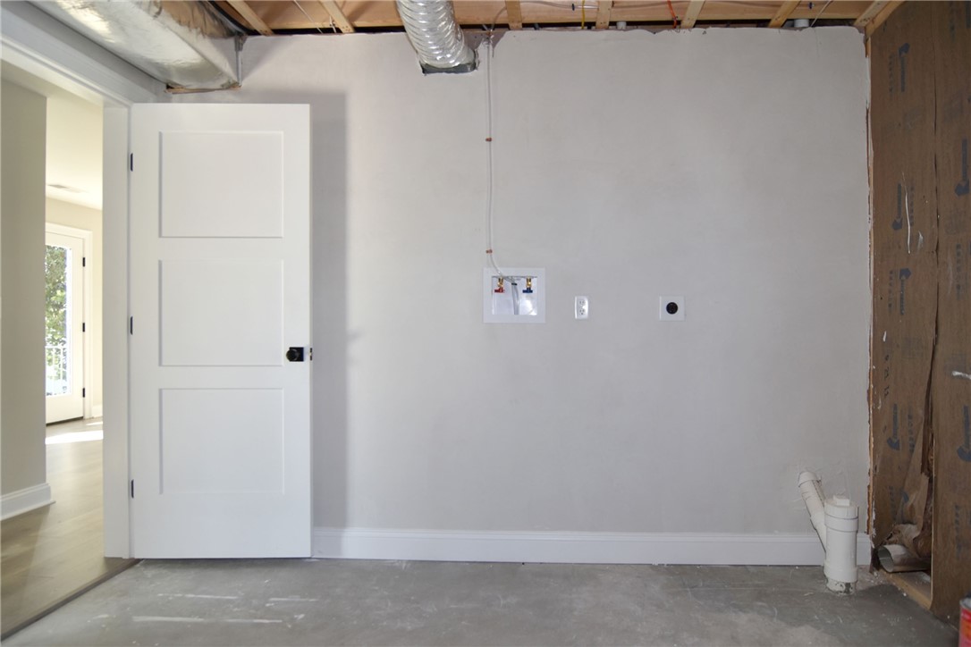 33 Hobart Street Westerly, RI 02891 - Photo 16 of 26