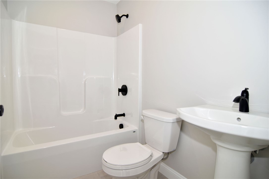 33 Hobart Street Westerly, RI 02891 - Photo 17 of 26