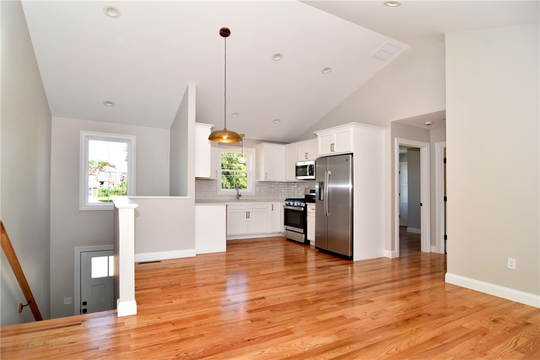 33 Hobart Street Westerly, RI 02891 - Photo 24 of 26