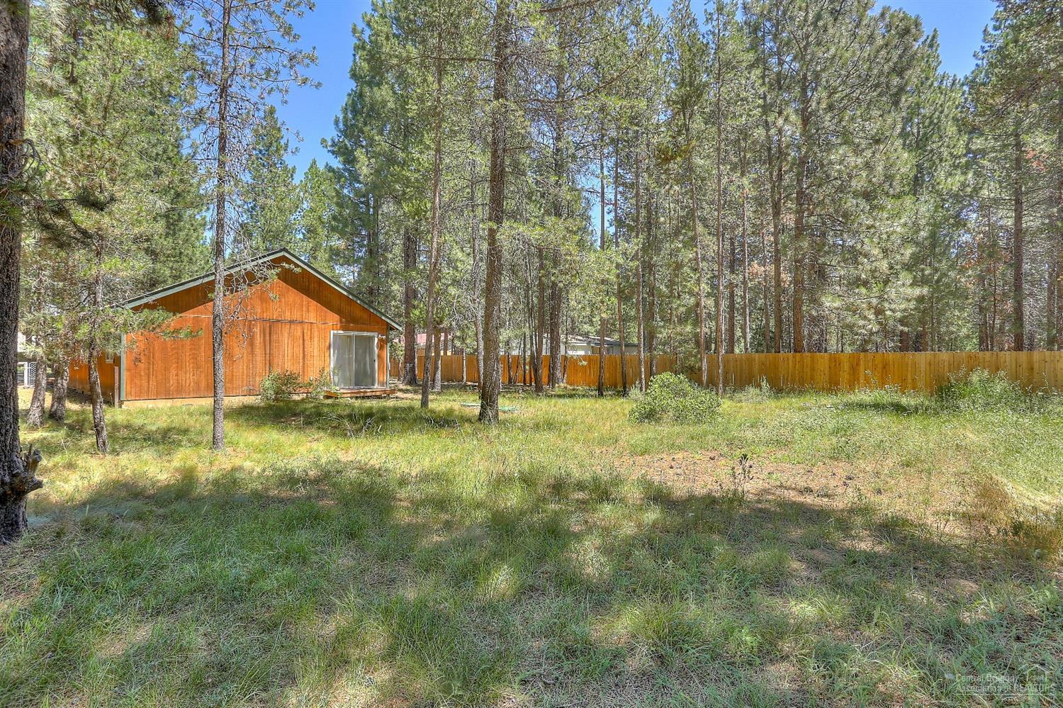 16965 Indio Road Bend, OR 97707 - Photo 9 of 19 Additional Photo