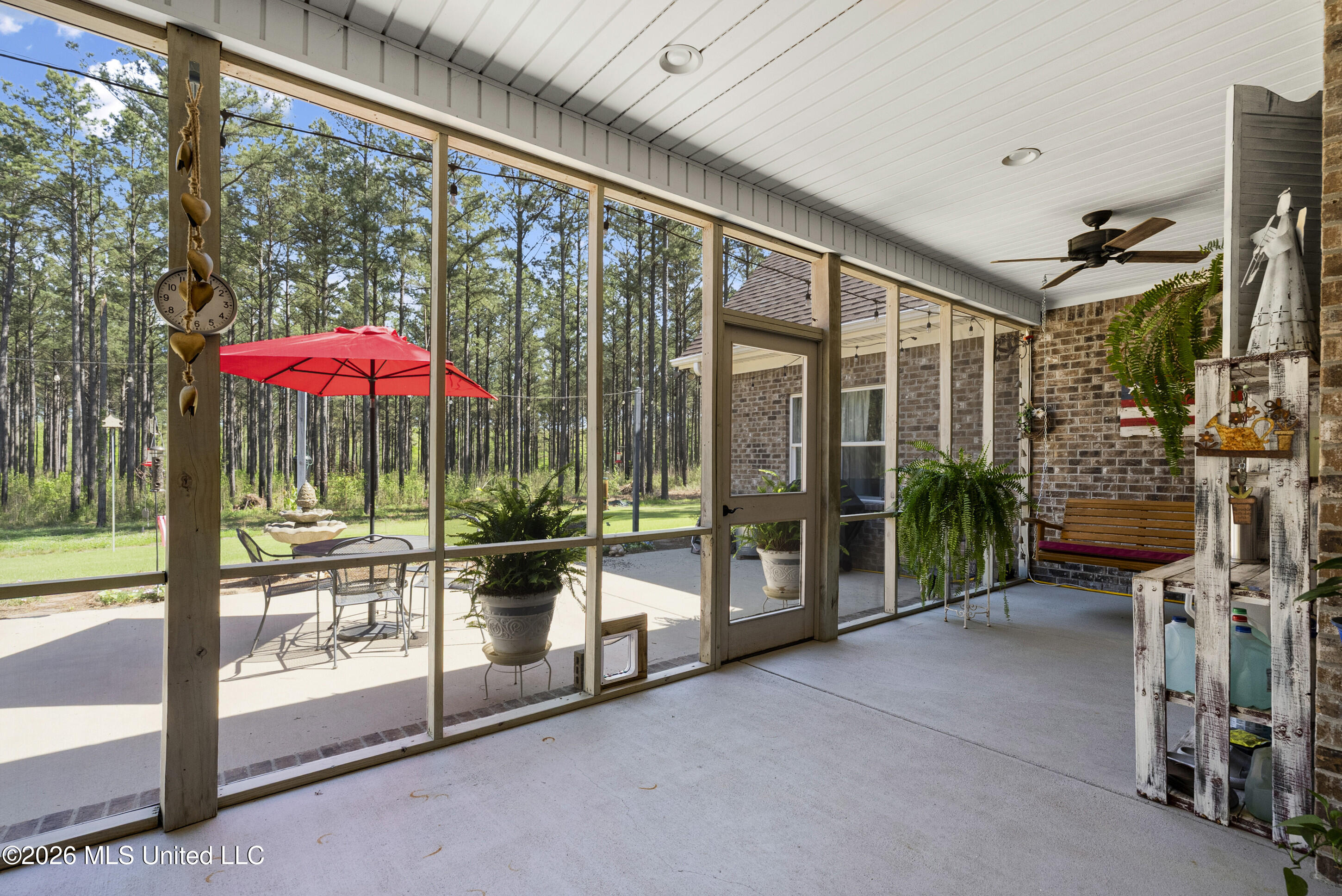 333 Paul White Road Como, MS 38619 - Photo 14 of 51 New 333 Screen porch 1