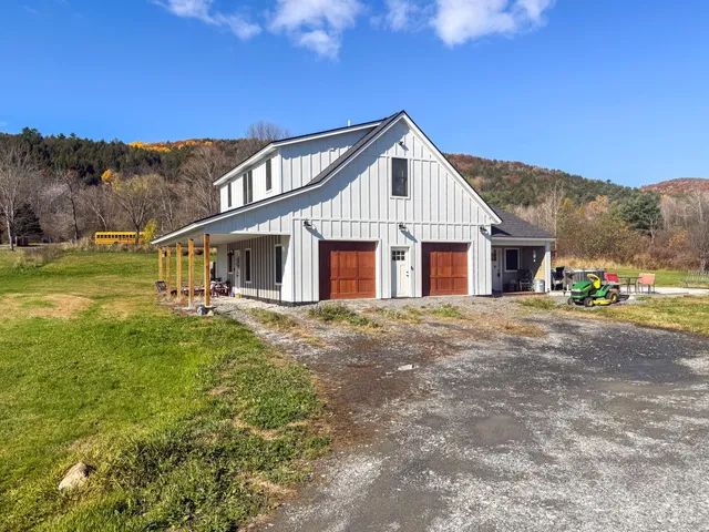 $360,000 | 46 Makalas Way, Thetford, VT 05045