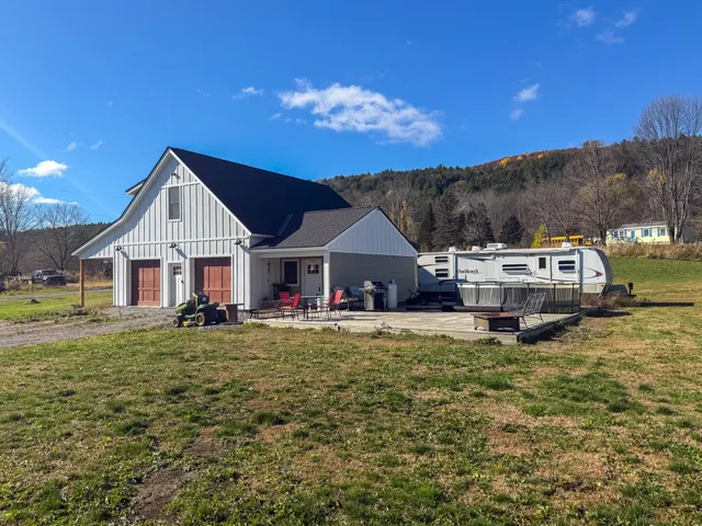 $360,000 | 46 Makalas Way, Thetford, VT 05045