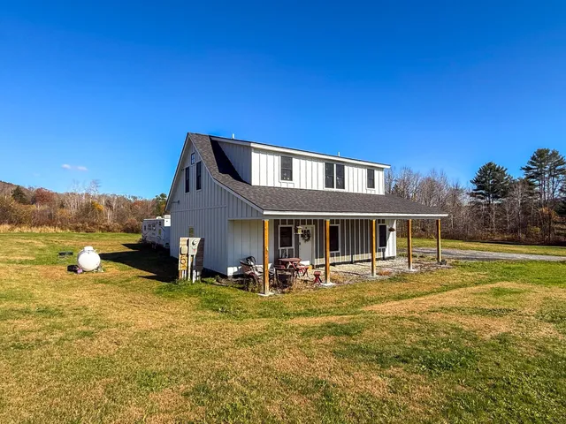 $360,000 | 46 Makalas Way, Thetford, VT 05045