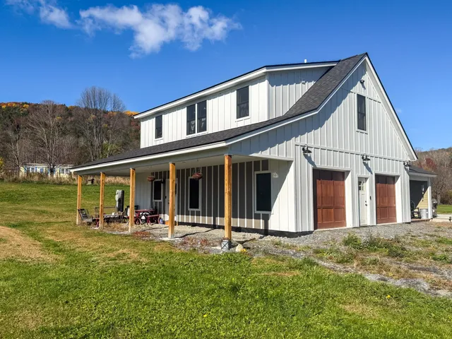 $360,000 | 46 Makalas Way, Thetford, VT 05045