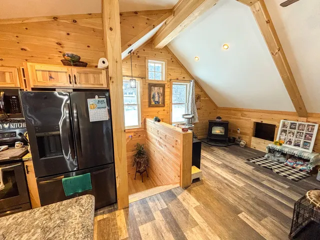 $360,000 | 46 Makalas Way, Thetford, VT 05045