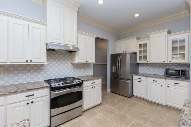 $373,000 | 7335 Oakview Drive, Zachary, LA 70791