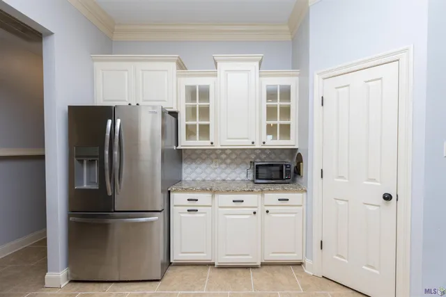 $373,000 | 7335 Oakview Drive, Zachary, LA 70791