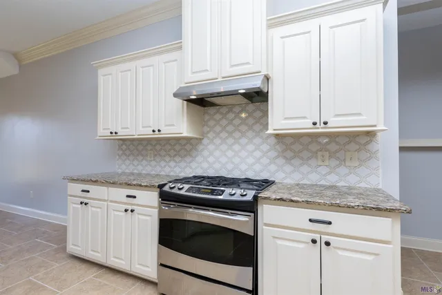 $373,000 | 7335 Oakview Drive, Zachary, LA 70791