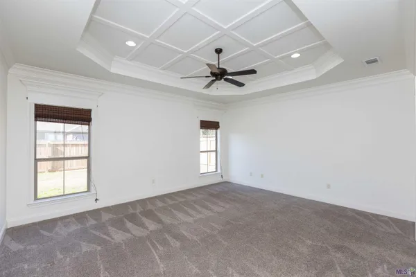 $363,000 | 7335 Oakview Drive, Zachary, LA 70791