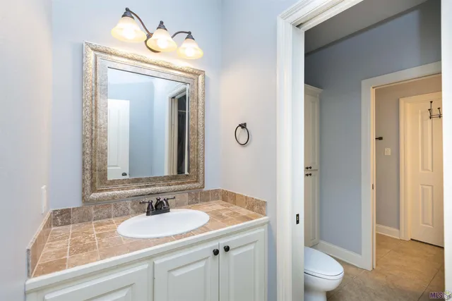 $373,000 | 7335 Oakview Drive, Zachary, LA 70791