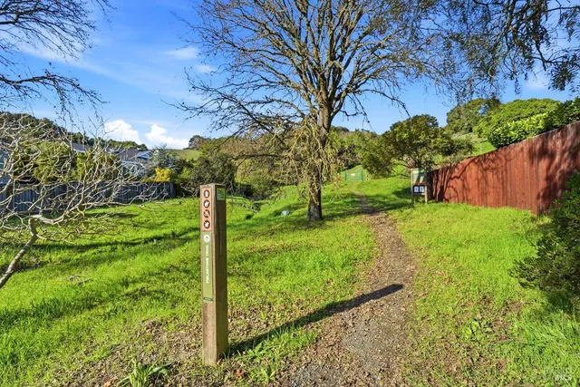$999,000 | 39 Little Creek Lane, Novato, CA 94945