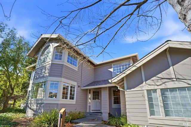 $999,000 | 39 Little Creek Lane, Novato, CA 94945