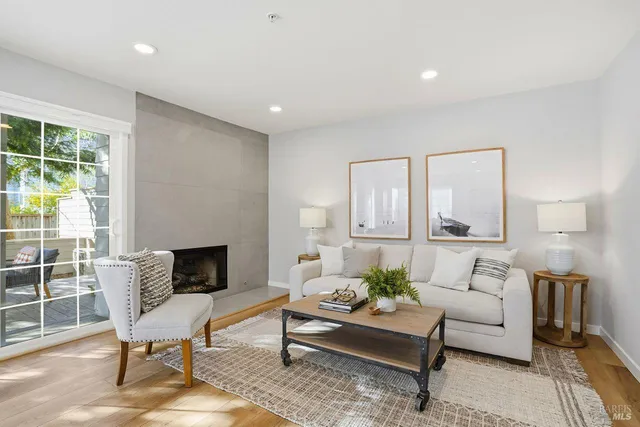 $999,000 | 39 Little Creek Lane, Novato, CA 94945