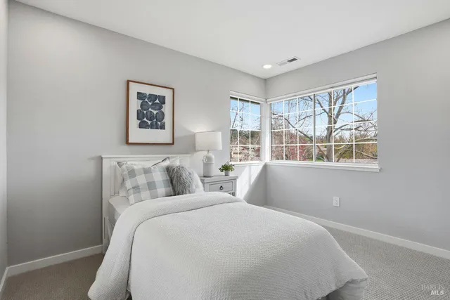 $999,000 | 39 Little Creek Lane, Novato, CA 94945