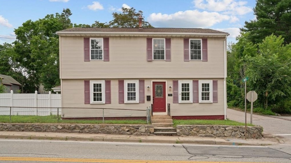 73 South Main Street Coventry, RI 02816 - Photo 1 of 46 Gallery Image 1