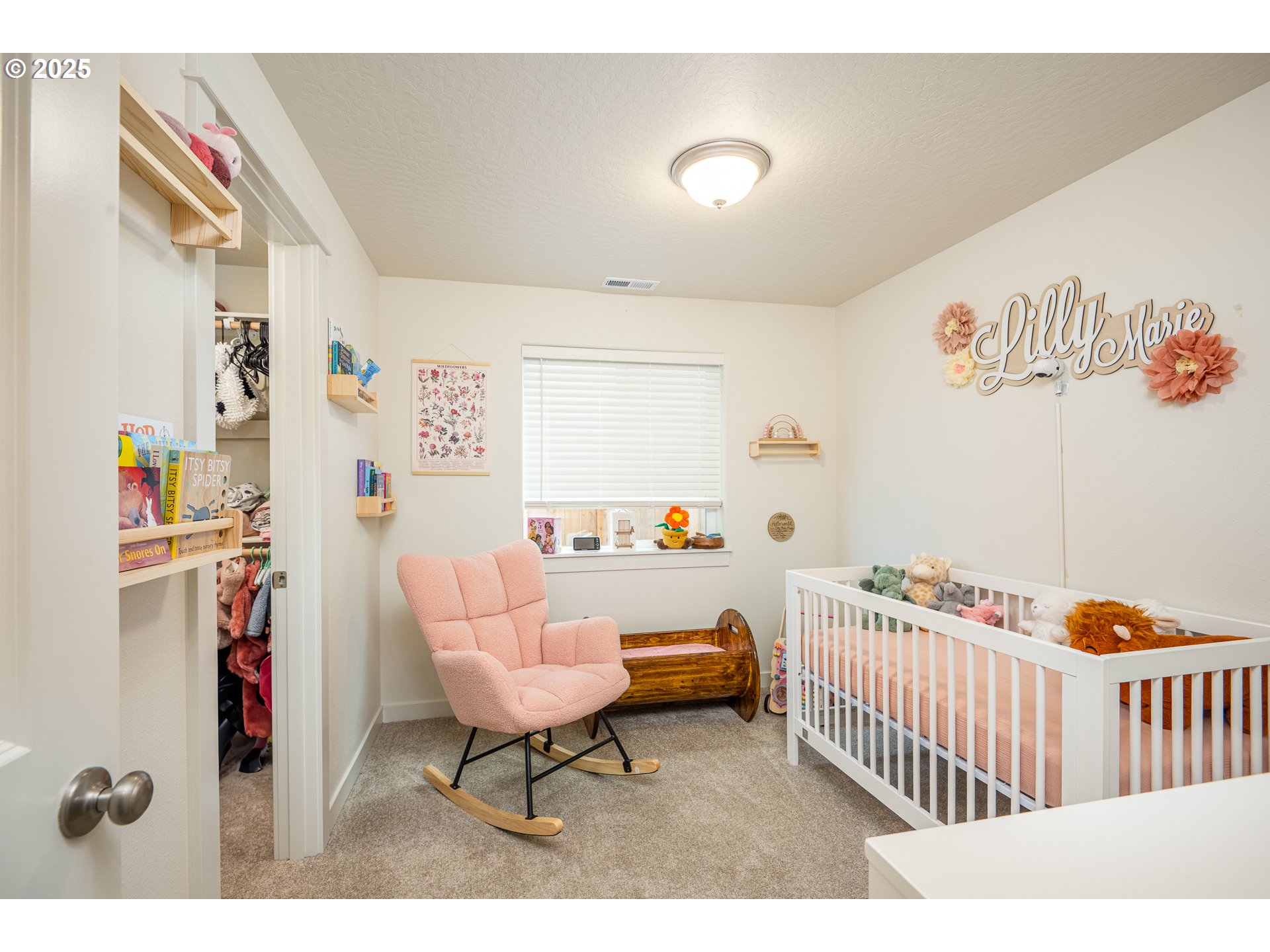 4967 Cedar View Drive Springfield, OR 97478 - Photo 16 of 22 a bedroom with furniture and a bed