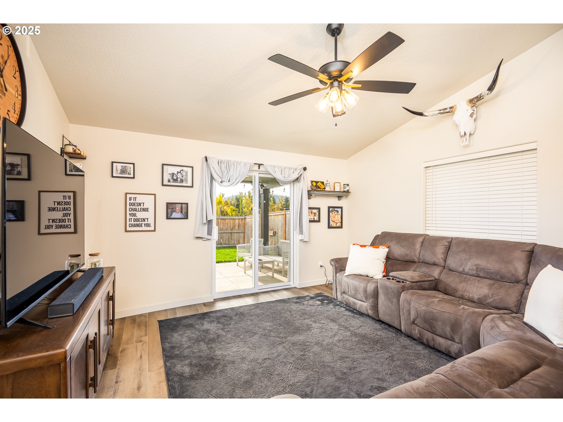 4967 Cedar View Drive Springfield, OR 97478 - Photo 7 of 22 a living room with furniture and window