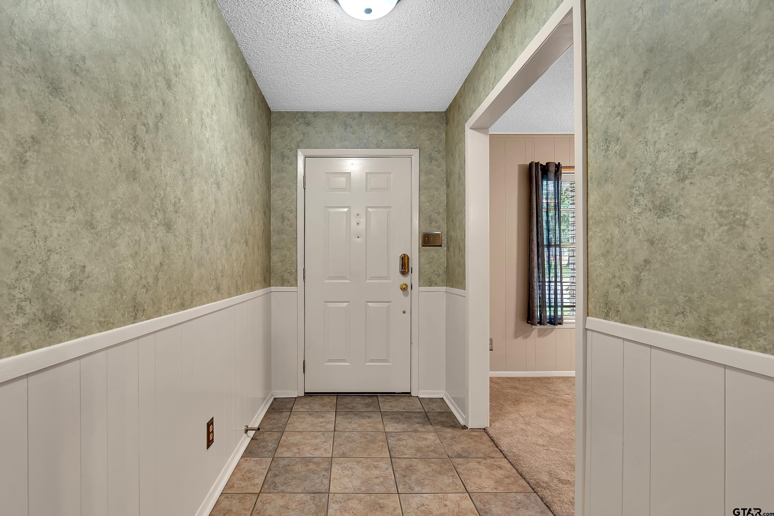 1812 Rodden Street Longview, TX 75604 - Photo 2 of 35