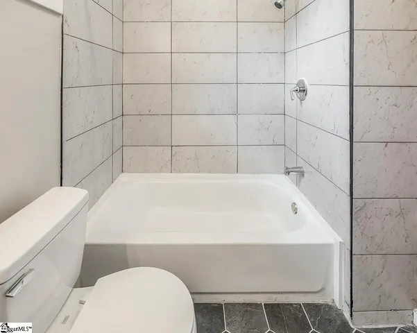 $1,400 | 536 Peronneau Street, Unit B, Spartanburg, SC 29306