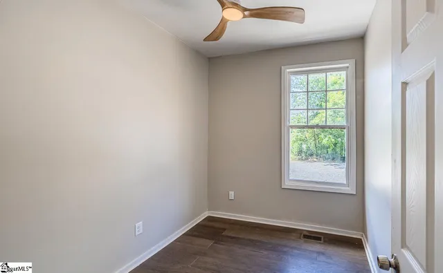 $1,400 | 536 Peronneau Street, Unit B, Spartanburg, SC 29306