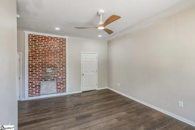 $1,400 | 536 Peronneau Street, Unit B, Spartanburg, SC 29306