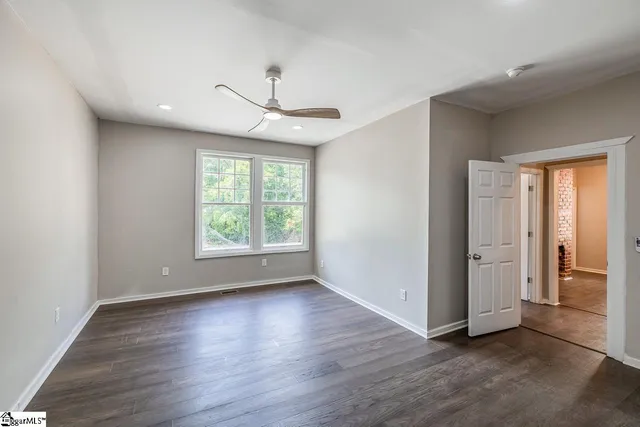 $1,400 | 536 Peronneau Street, Unit B, Spartanburg, SC 29306