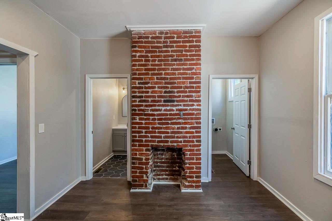 536 Peronneau Street, Unit B Spartanburg, SC 29306 - Photo 10 of 33