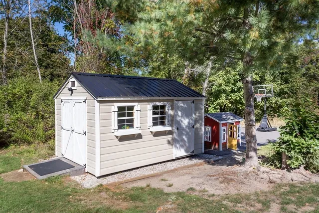 $1,050,000 | 56 Fuller Place, Franklin, MA 02038