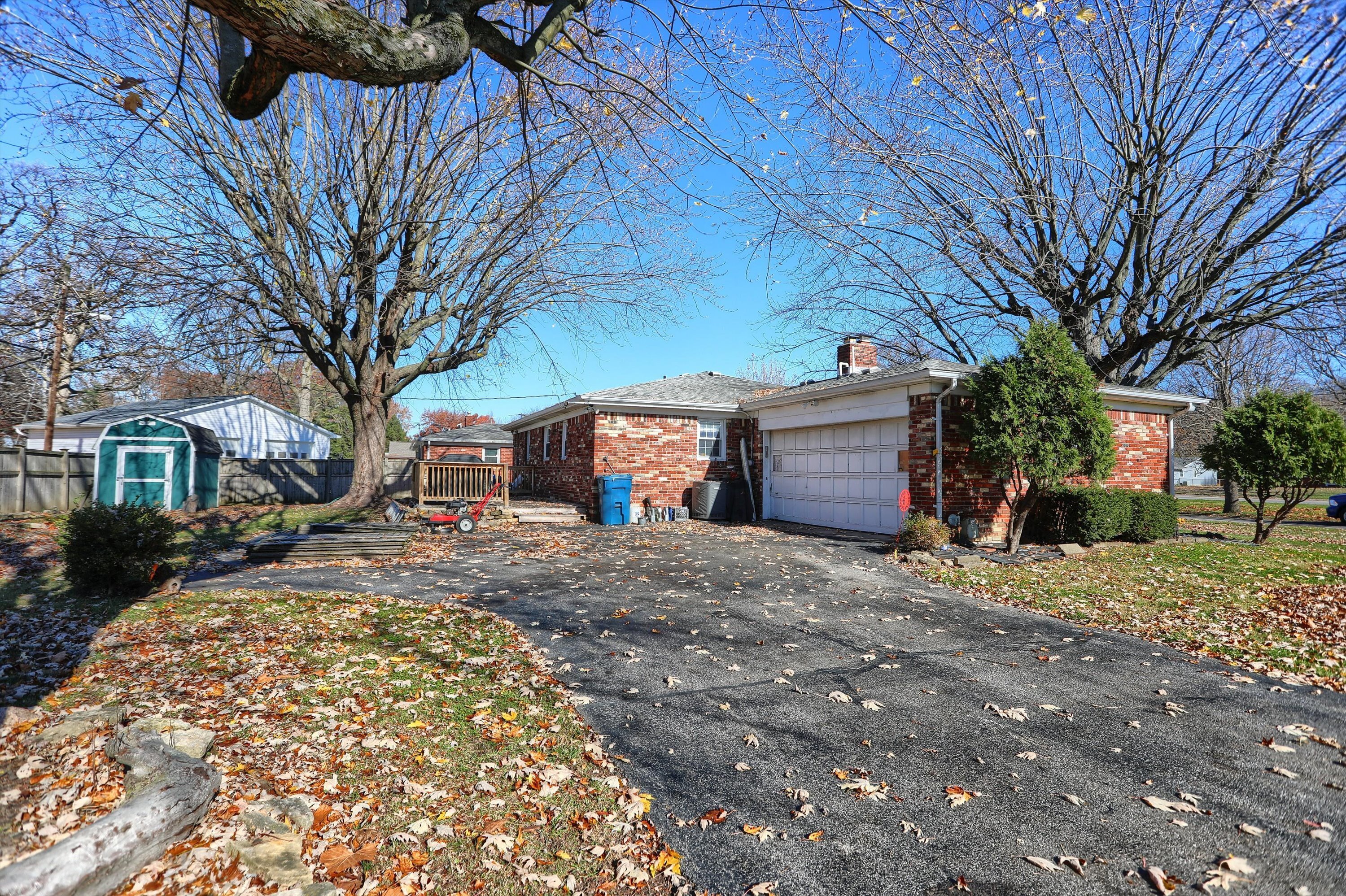 428 North Girls School Road Indianapolis, IN 46214 - Photo 29 of 34