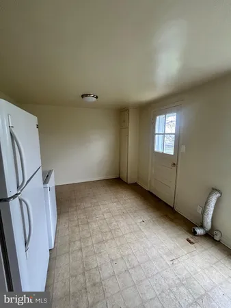 $1,395 | 203 East Whitlock Avenue, Winchester, VA 22601