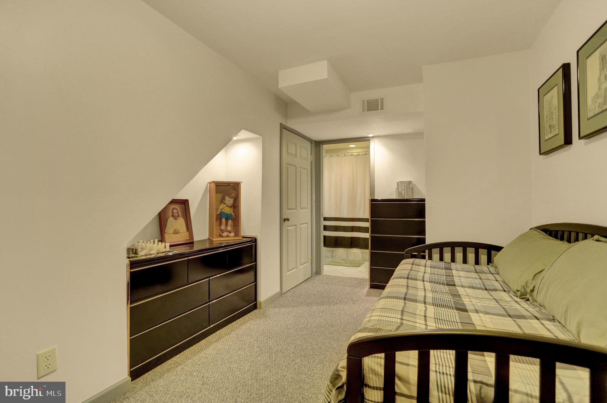 57 Maphelia Road York, PA 17406 - Photo 41 of 59 Gallery Image 41