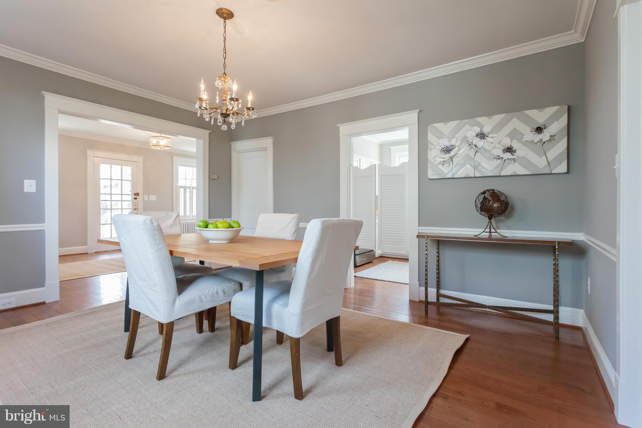 2531 Key Boulevard Arlington, VA 22201 - Photo 8 of 19 a view of a dining room with furniture and wooden floor