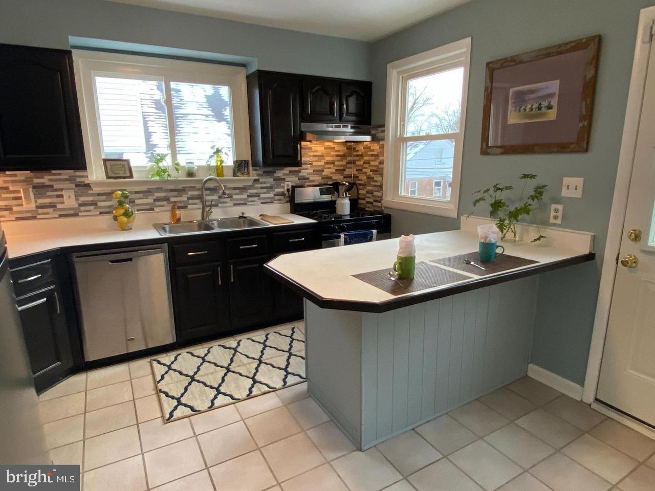 3807 Cedarhurst Road Baltimore, MD 21206 - Photo 7 of 8