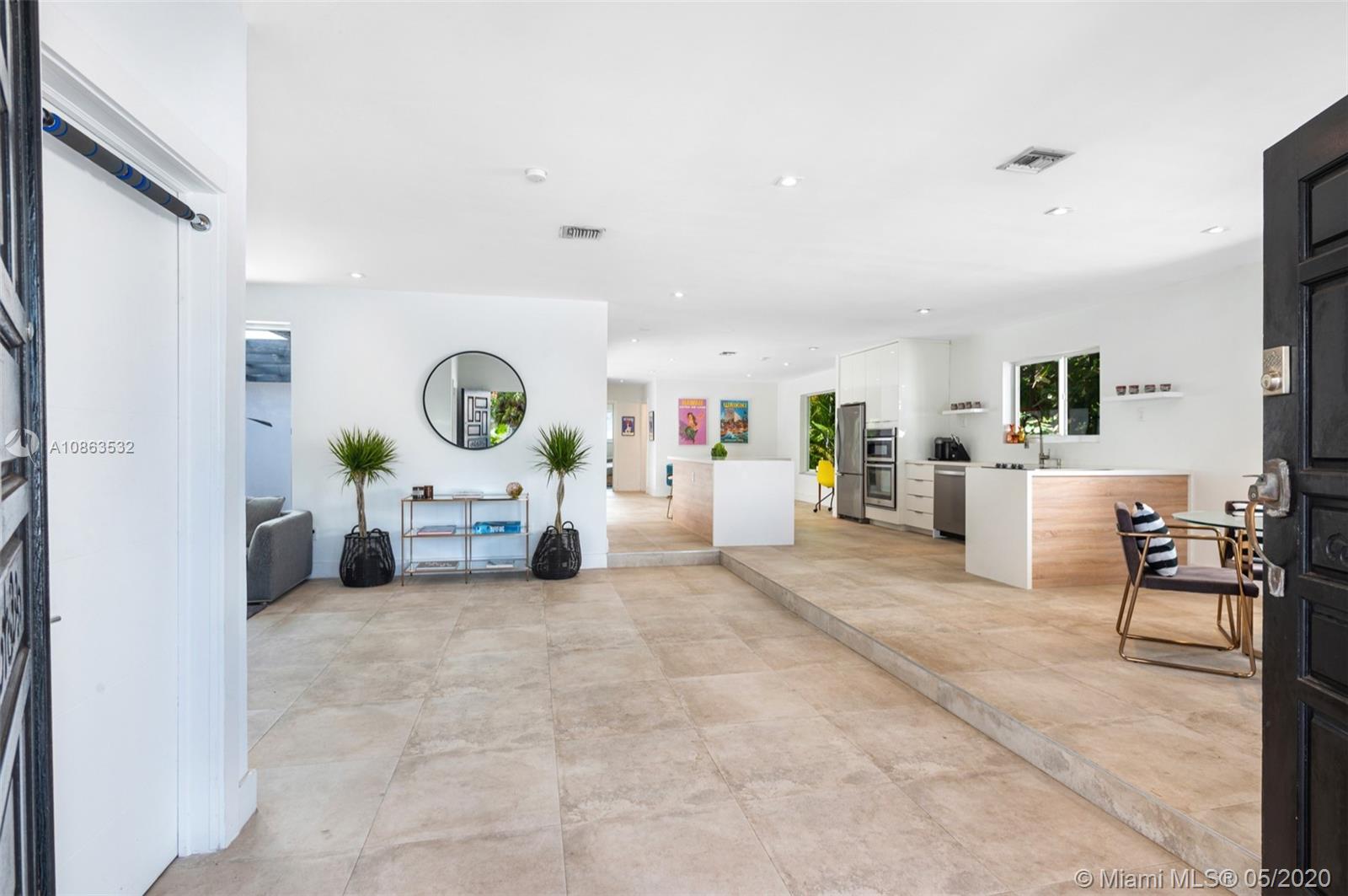 518 West 30th Street Miami Beach, FL 33140 - Photo 2 of 38