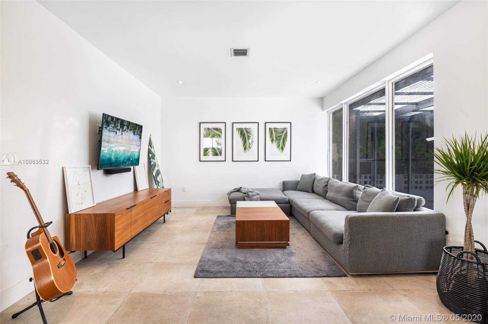 518 West 30th Street Miami Beach, FL 33140 - Photo 3 of 38