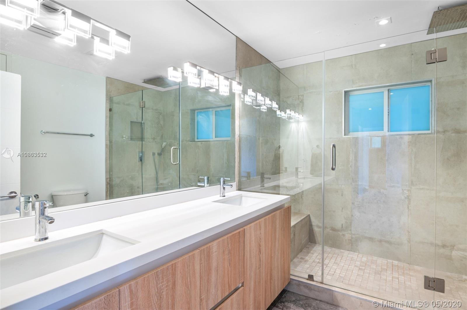 518 West 30th Street Miami Beach, FL 33140 - Photo 8 of 38