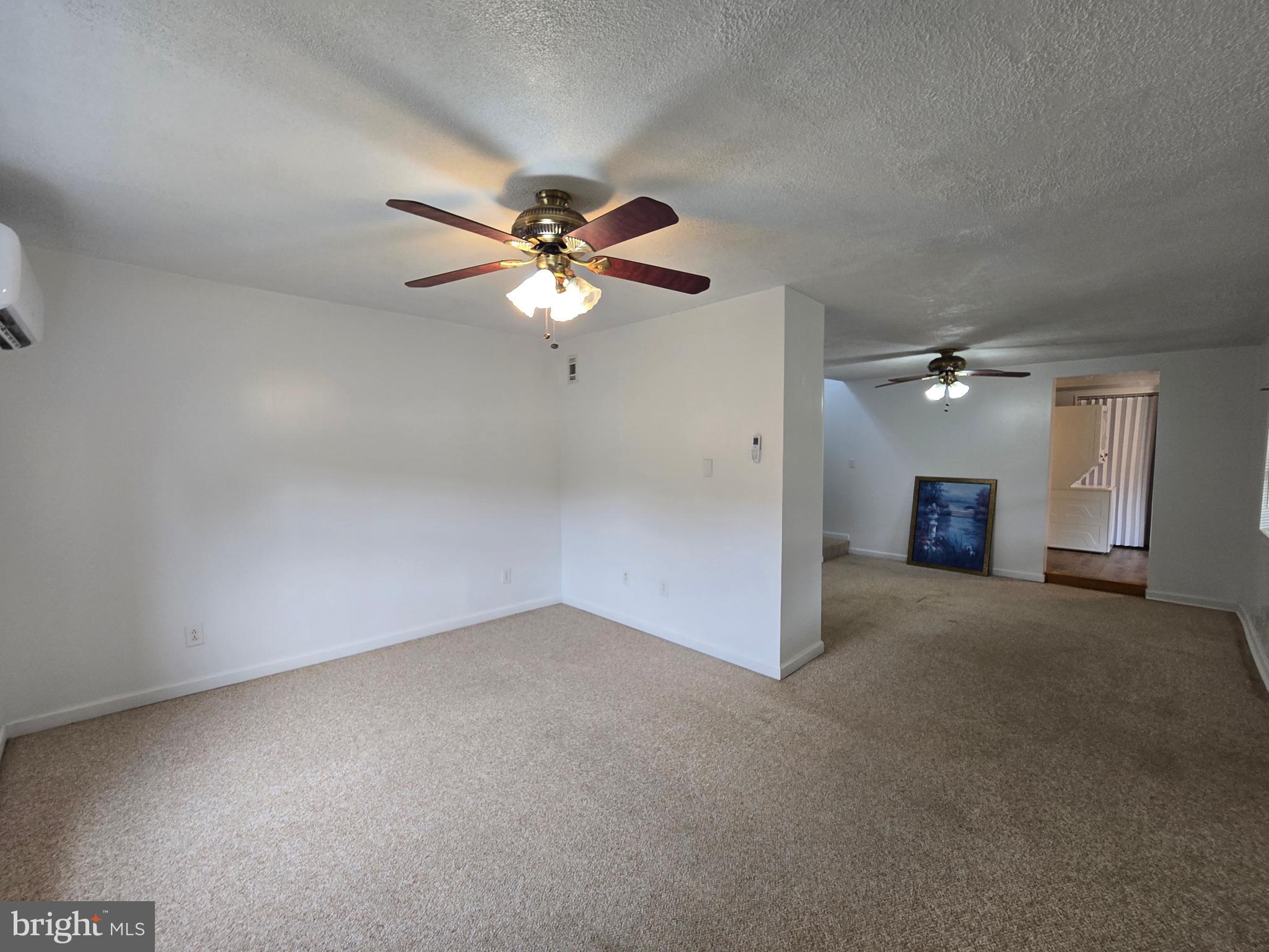 240 Ewing Street Berkeley Springs, WV 25411 - Photo 16 of 43 Living Room