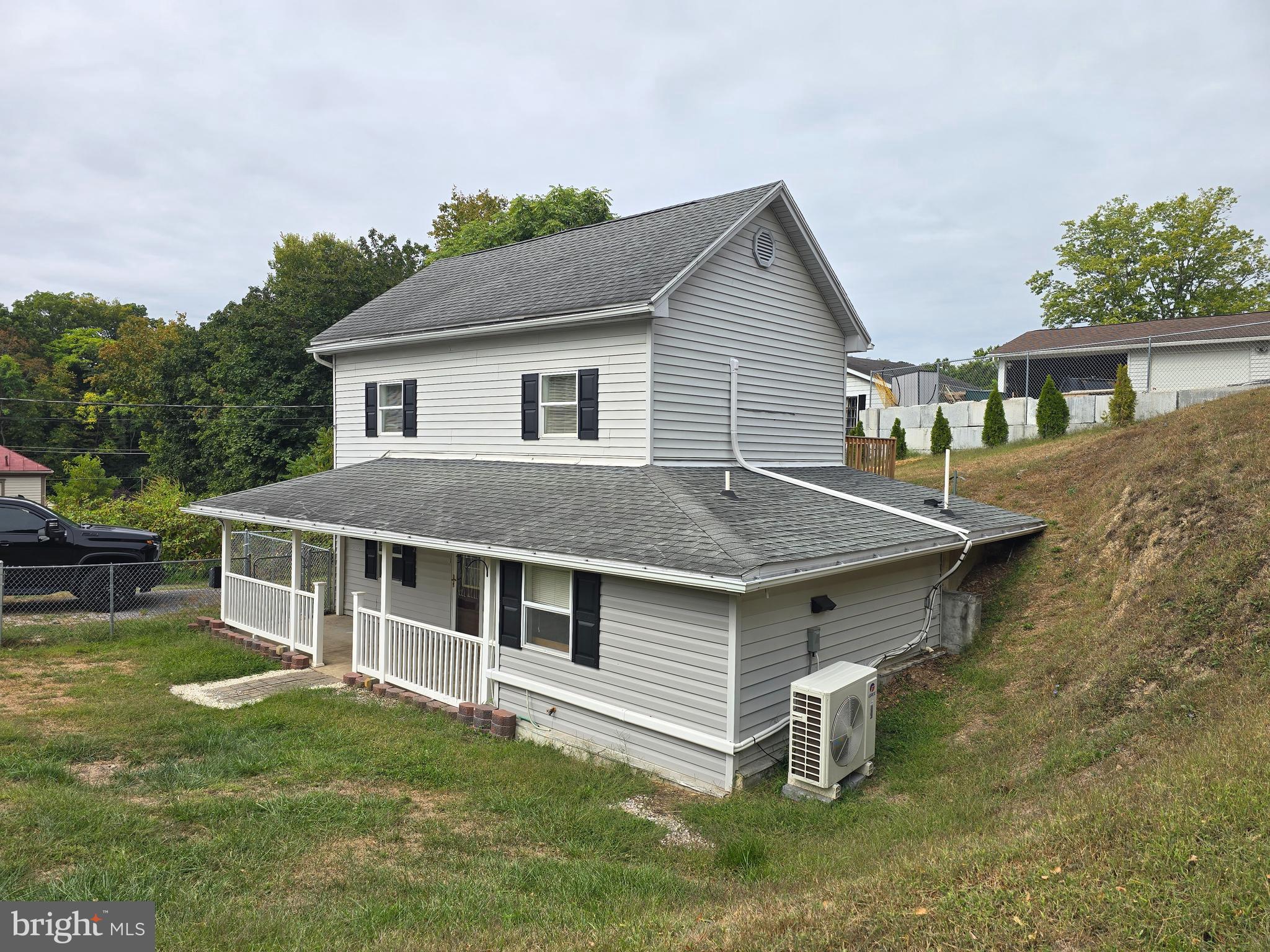 240 Ewing Street Berkeley Springs, WV 25411 - Photo 33 of 43 Front and Side Yard