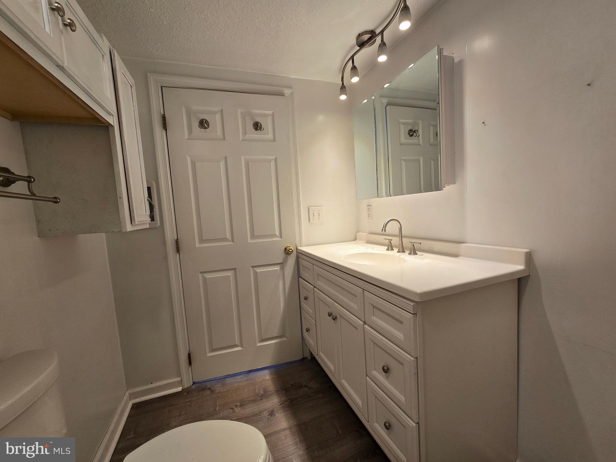 240 Ewing Street Berkeley Springs, WV 25411 - Photo 10 of 43 Full Bath off of Kitchen