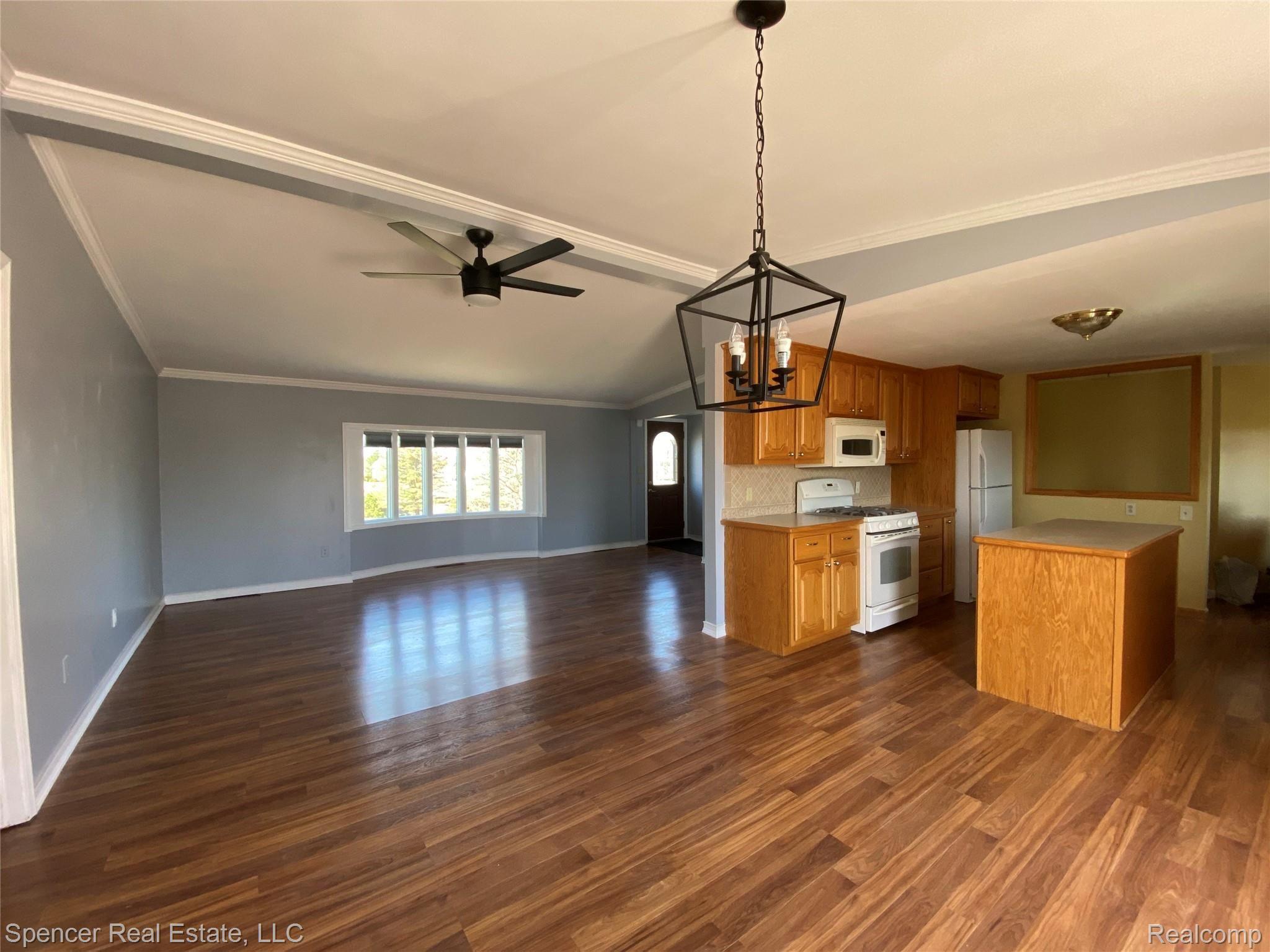 1986 Capac Road Allenton, MI 48002 - Photo 8 of 43 tempImagePDjA88.jpg
