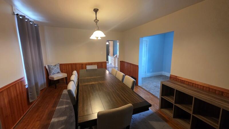 1120 Hamilton Street Manitowoc, WI 54220 - Photo 6 of 30 Dining Room