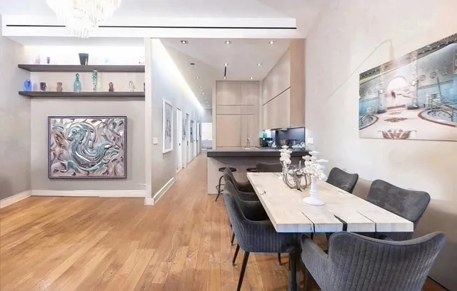 $3,950,000 | 59 Barrow Street, Unit 1 | West Village
