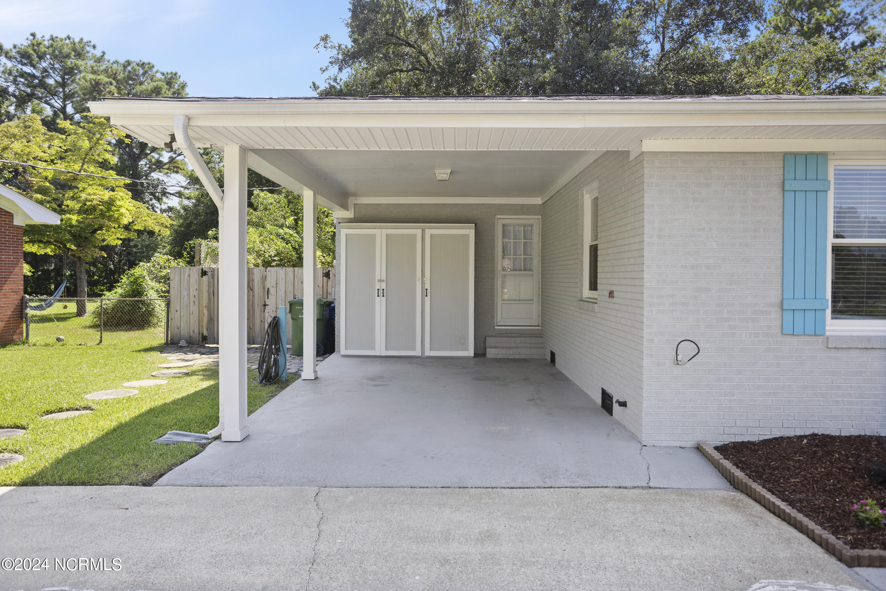 3926 Edgewood Road Wilmington, NC 28403 - Photo 45 of 47 3926 Edgewood Carport