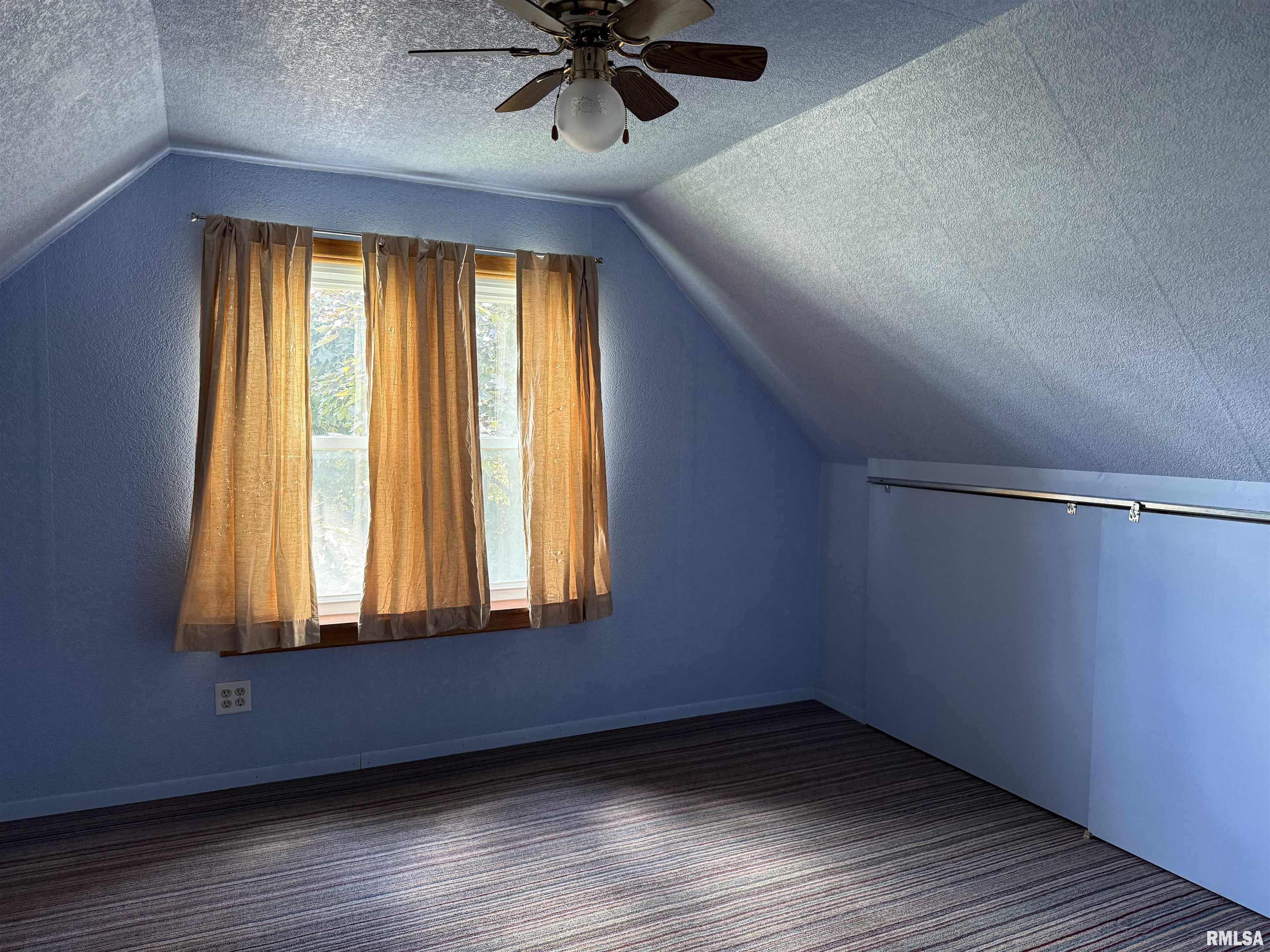 528 North Ave A Canton, IL 61520 - Photo 17 of 23