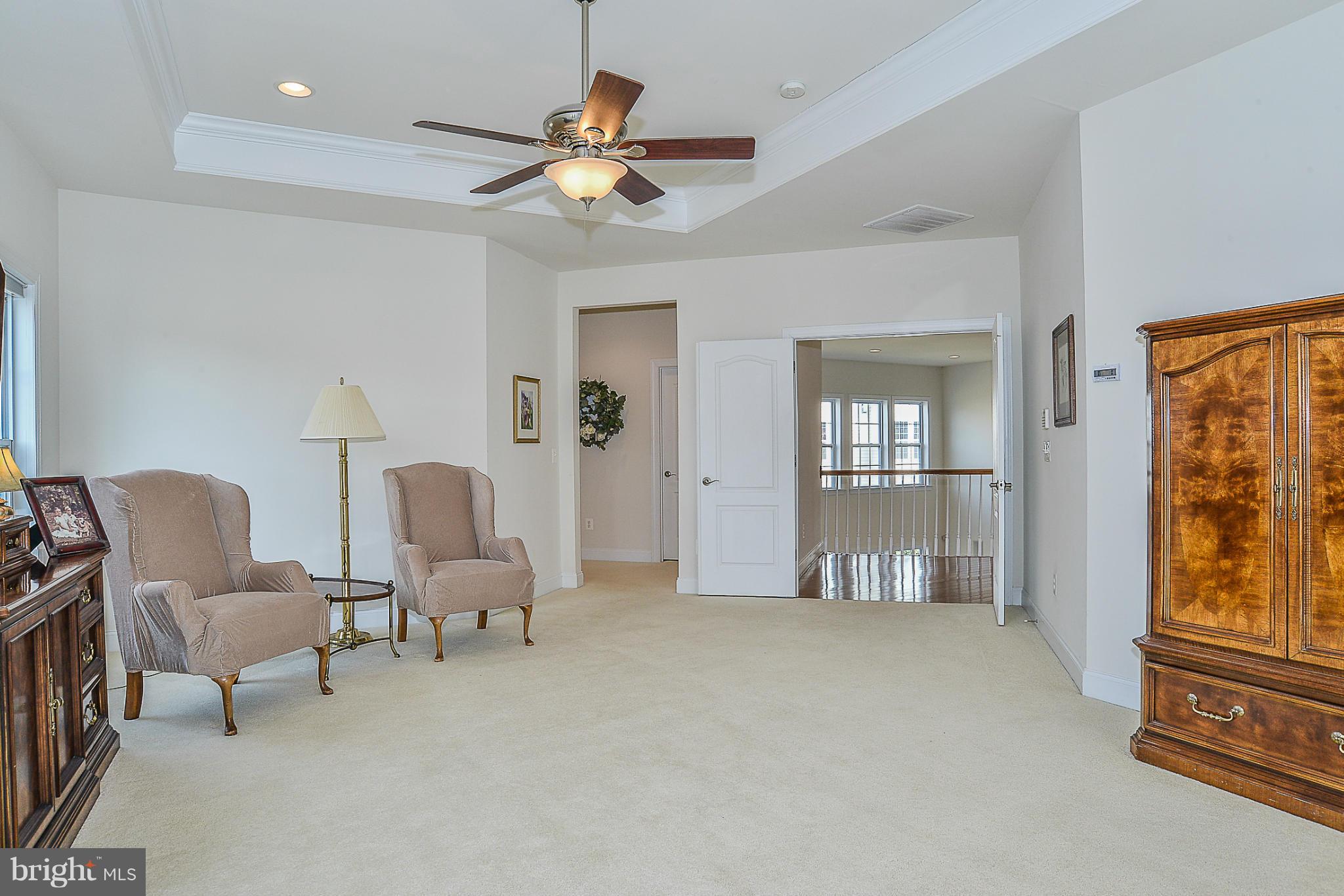 7714 Huntsman Boulevard Springfield, VA 22153 - Photo 17 of 30 Sitting room in Master